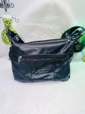 Bentley Genuine Leather Black Shoulder Every Day Effortless Purse Bag 💼